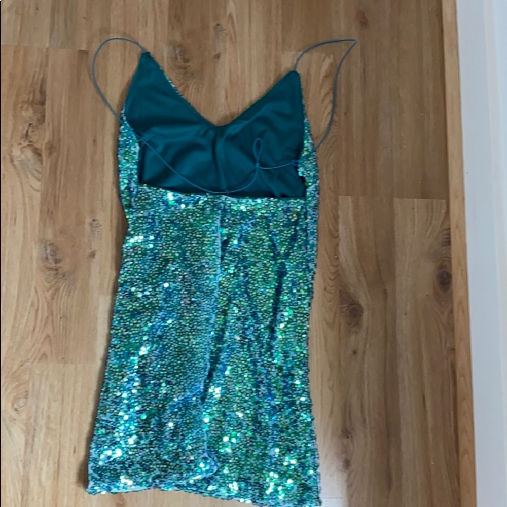 Backless mini - Picture 4 of 5